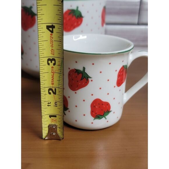 Vintage Japan Rosenthal Netter Strawberry Pitcher, Sugar and Creamer Set - Picture 7 of 8